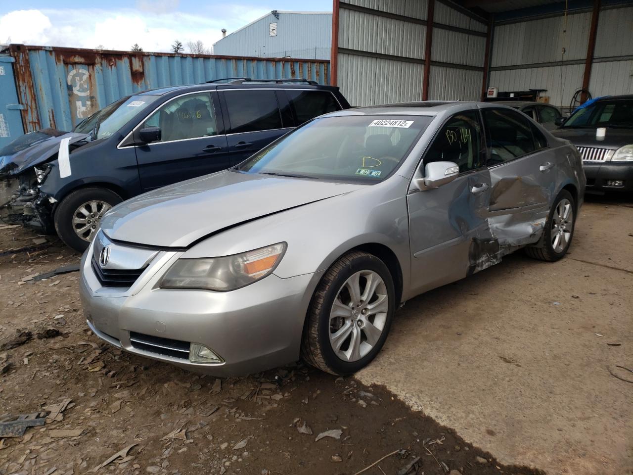 Photo 2 from auction – 2010 ACURA RL with VIN JH4KB2F68AC001177