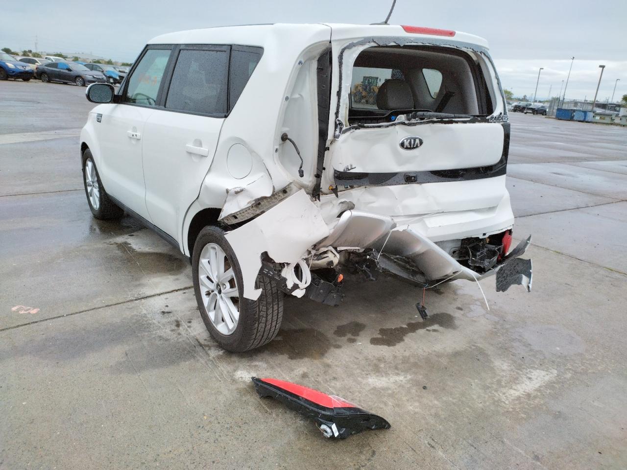 Photo 3 from auction – 2017 KIA SOUL + with VIN KNDJP3A5XH7436658