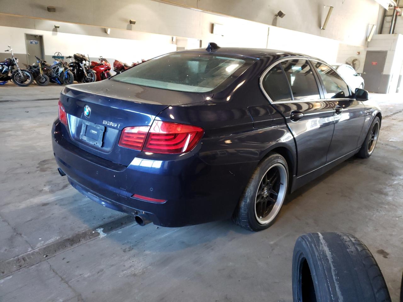 Photo 4 from auction – 2011 BMW 535 I with VIN WBAFR7C51BC600959