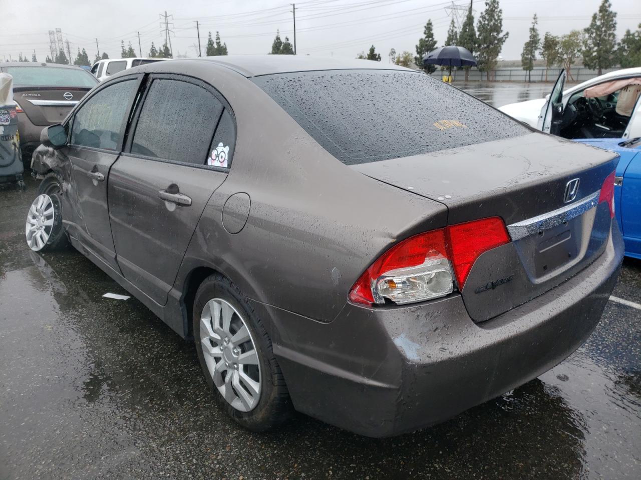 Photo 3 from auction – 2011 HONDA CIVIC LX with VIN 2HGFA1F53BH529345