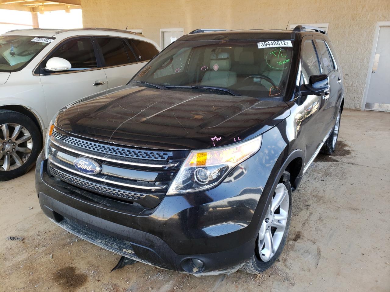 Photo 2 from auction – 2015 FORD EXPLORER L with VIN 1FM5K7F89FGC13823