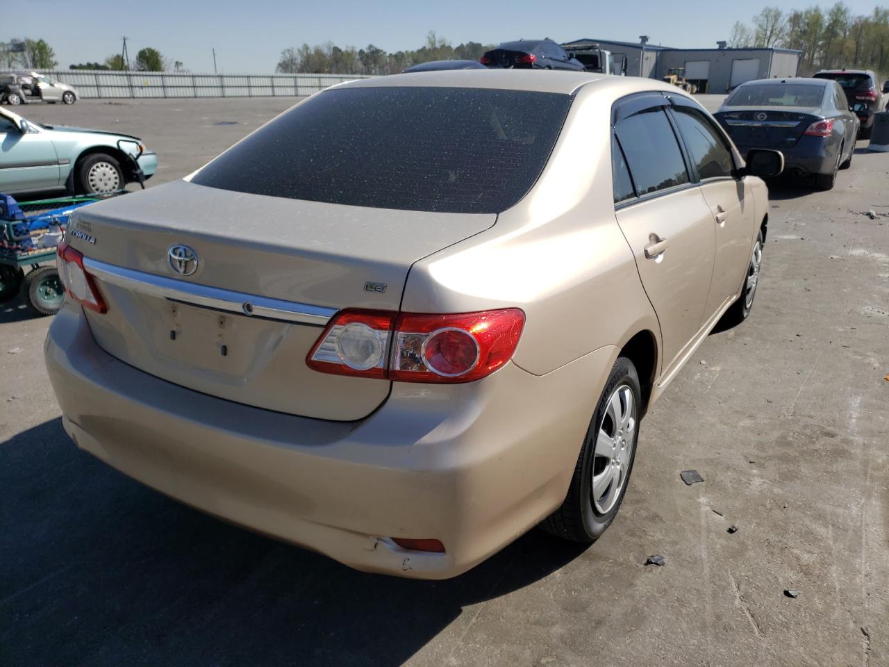 Photo 4 from auction – 2011 TOYOTA COROLLA with VIN 2T1BU4EE4BC681782