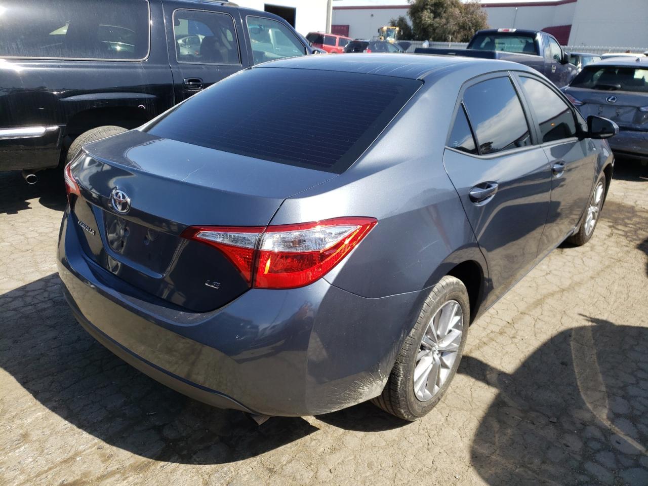 Photo 4 from auction – 2015 TOYOTA COROLLA L with VIN 5YFBURHE8FP275549