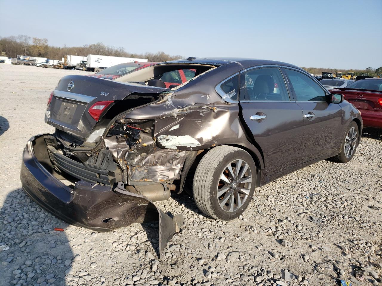Photo 4 from auction – 2017 NISSAN ALTIMA 2.5 with VIN 1N4AL3AP7HC175256