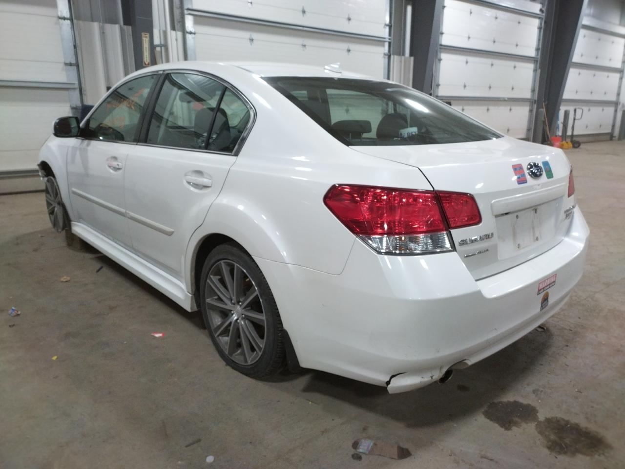 Photo 3 from auction – 2014 SUBARU LEGACY 2.5 with VIN 4S3BMCH6XE3021709