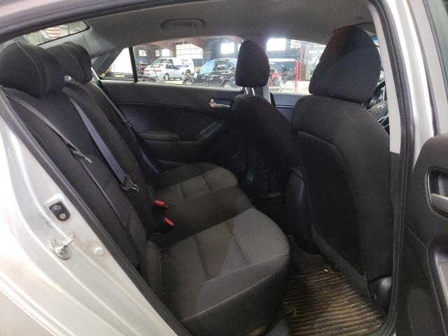 Photo 6 from auction – 2017 KIA FORTE LX with VIN 3KPFK4A77HE142856
