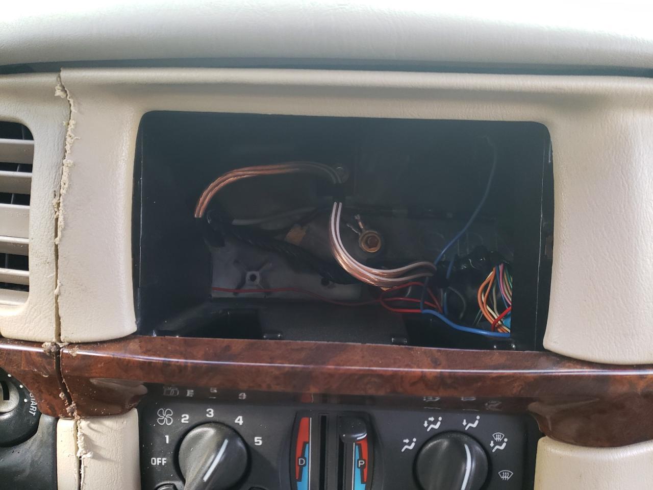 Photo 9 from auction – 2002 CHEVROLET IMPALA with VIN 2G1WF52E029311735