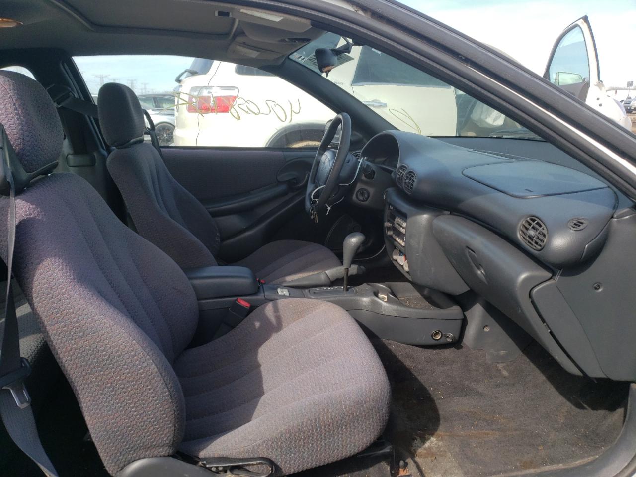 Photo 5 from auction – 2002 PONTIAC SUNFIRE SE with VIN 1G2JB12F627473504