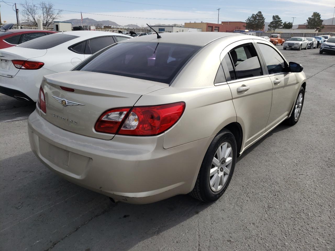 Foto 4 de la subasta – 2007 CHRYSLER SEBRING con VIN 1C3LC46K17N610947