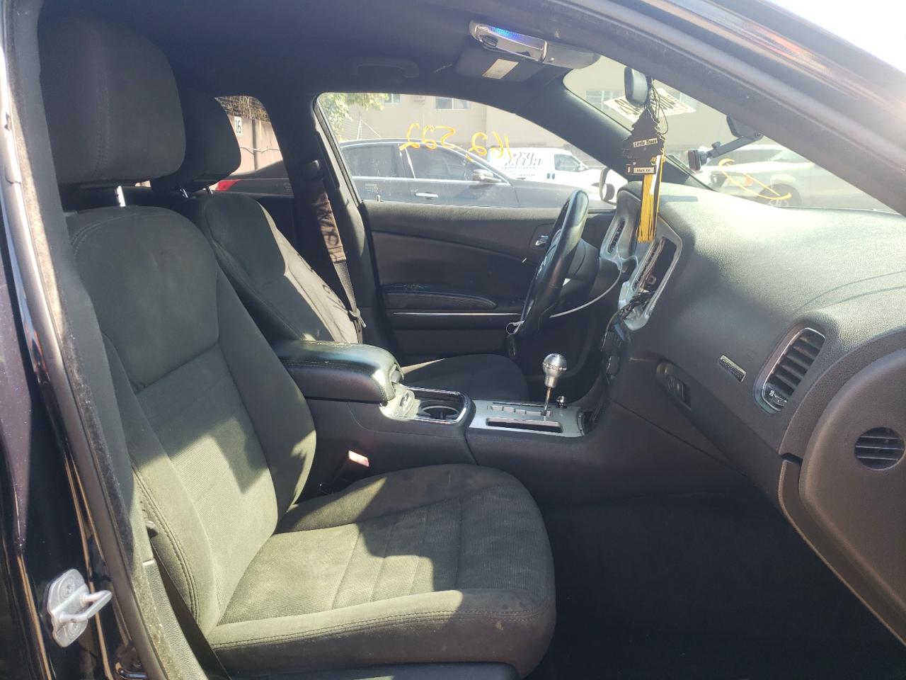 Photo 5 from auction – 2012 DODGE CHARGER SE with VIN 2C3CDXBG3CH117435