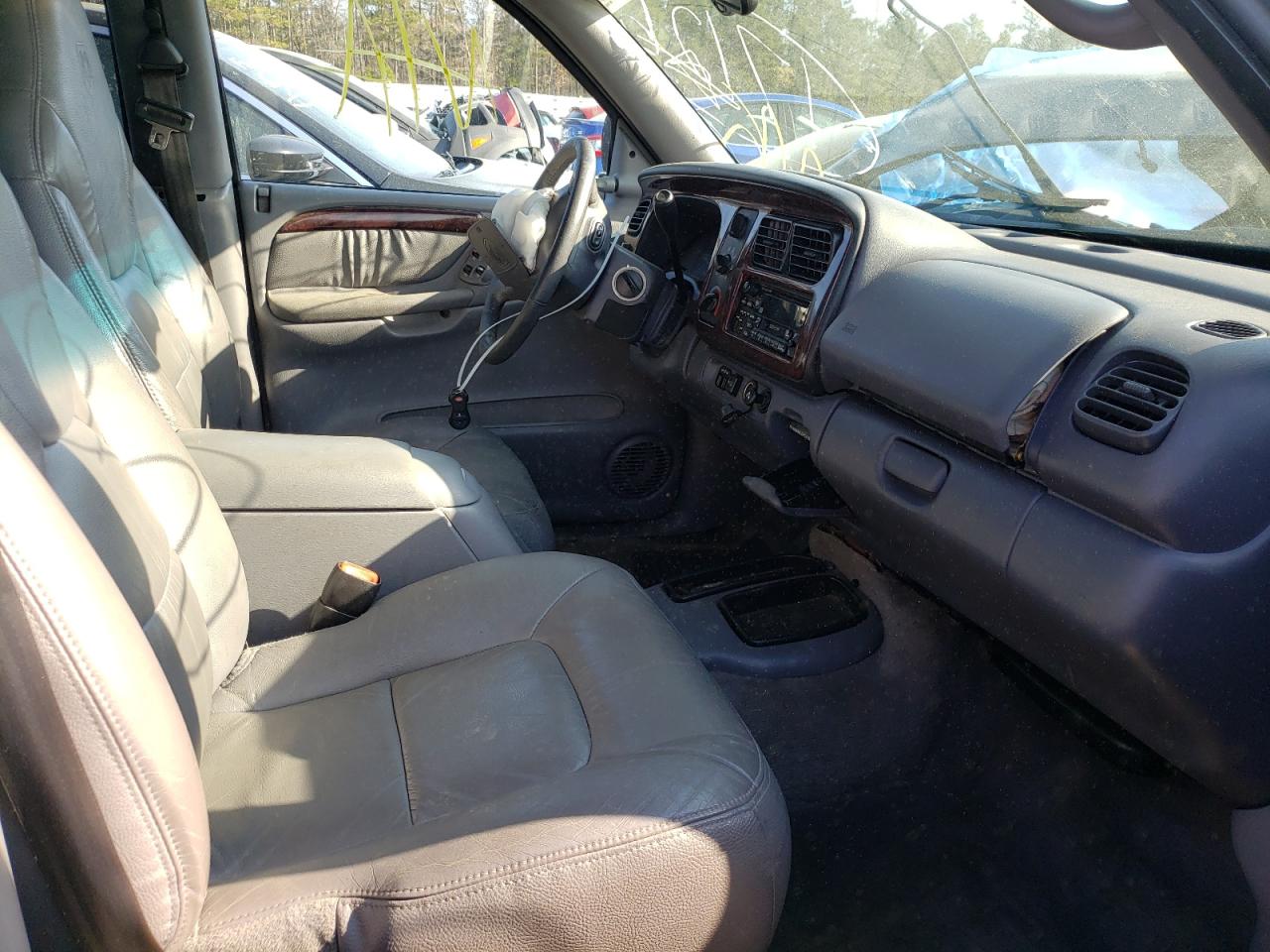 Photo 5 from auction – 2000 DODGE DURANGO with VIN 1B4HR28Y3YF187447