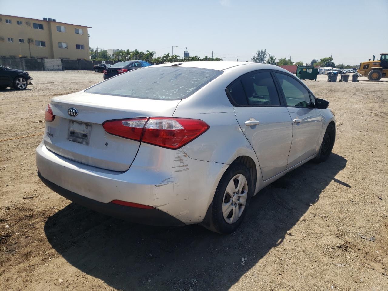 Zdjęcie 4 z aukcji – 2015 KIA FORTE LX z VIN KNAFK4A68F5409757