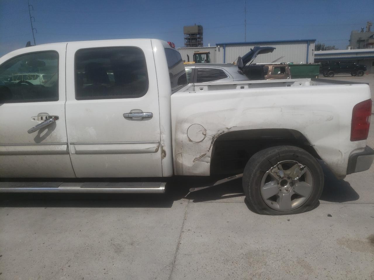 Photo 9 from auction – 2011 CHEVROLET SILVERADO with VIN 3GCPCSE09BG102437