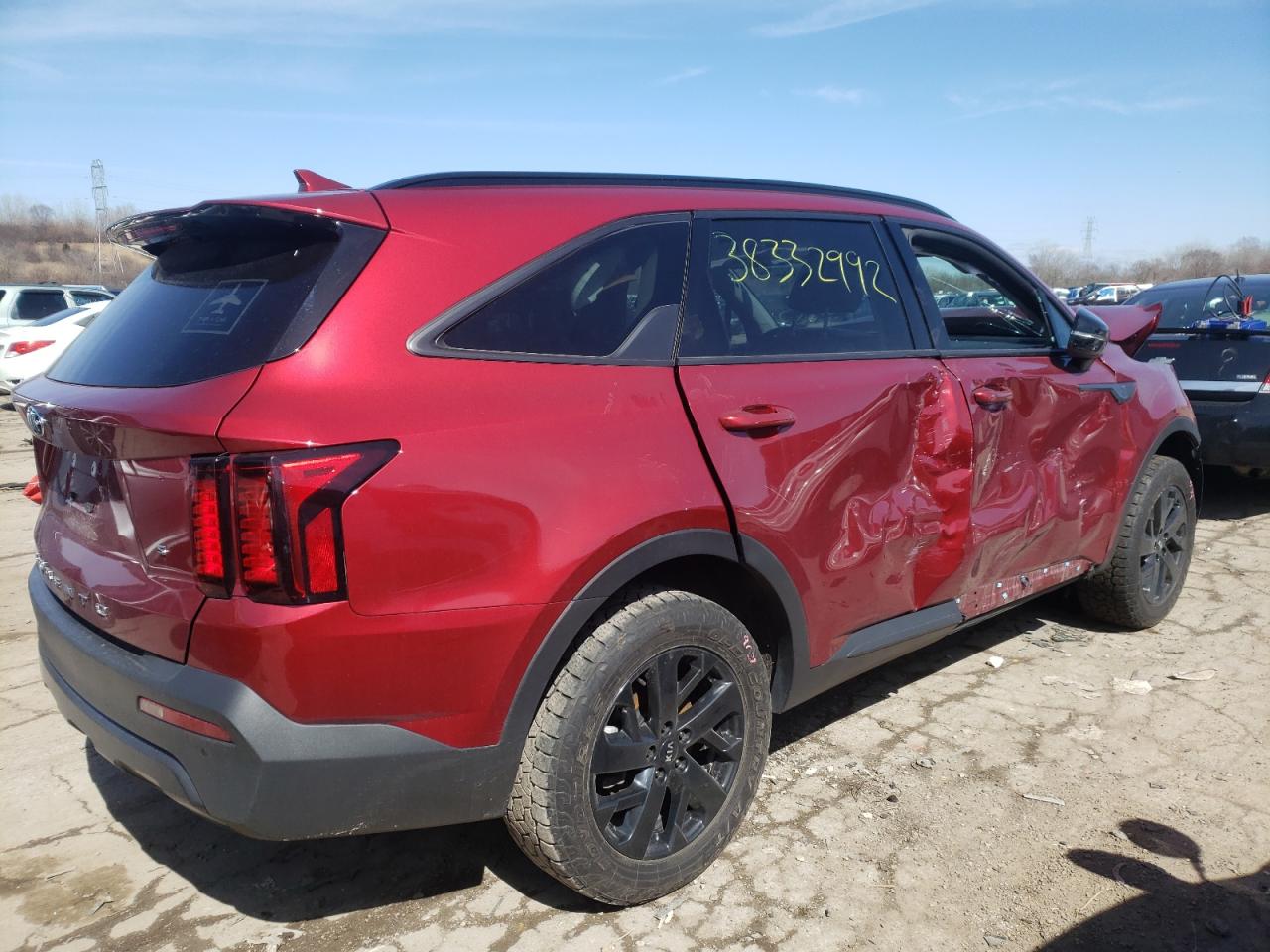 Photo 4 from auction – 2021 KIA SORENTO S with VIN 5XYRLDLC8MG038653