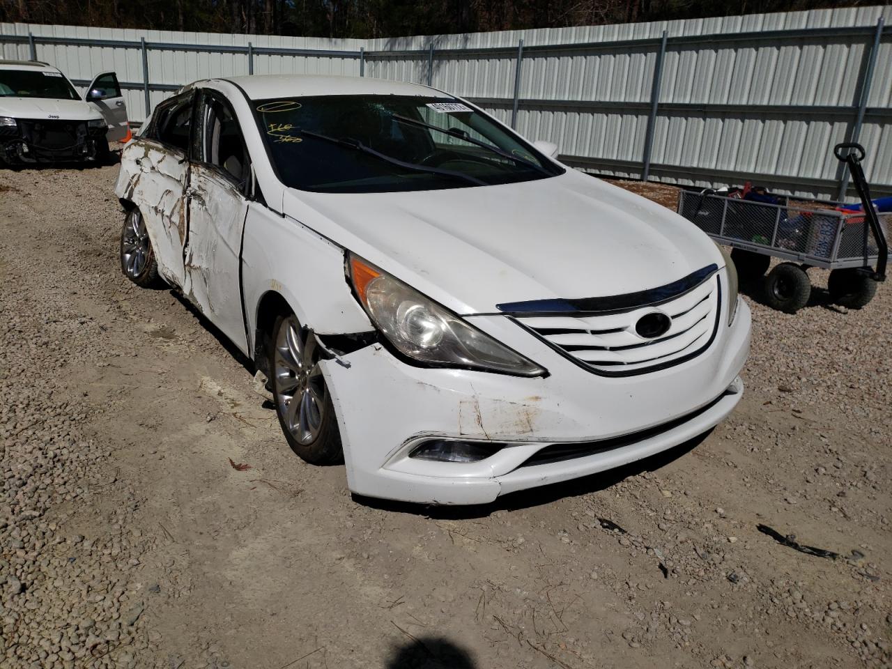 HYUNDAI SONATA SE 2011 with VIN 5NPEC4AC4BH059653 - Photo from auction