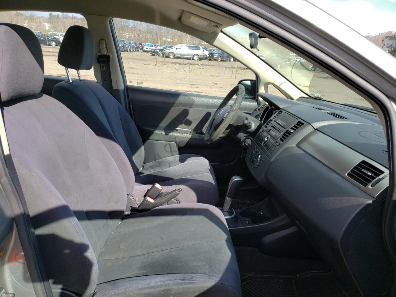 Photo 5 from auction – 2009 NISSAN VERSA S with VIN 3N1BC13E59L369145