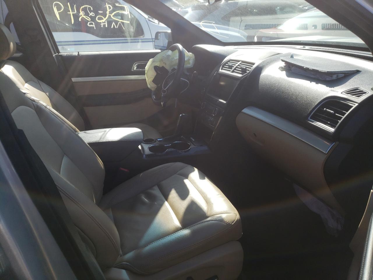 Photo 5 from auction – 2016 FORD EXPLORER X with VIN 1FM5K7D83GGA23035
