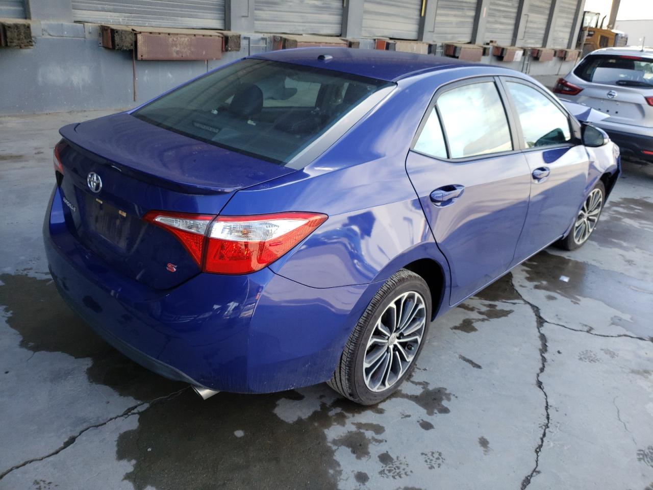 Photo 4 from auction – 2015 TOYOTA COROLLA L with VIN 5YFBURHE5FP247014