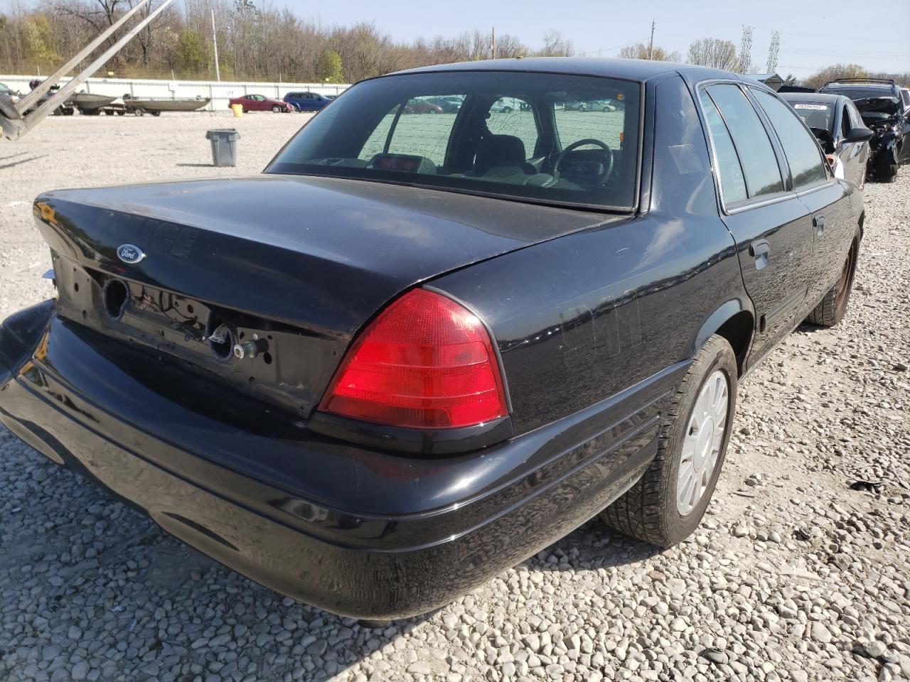 Photo 4 from auction – 2010 FORD CROWN VICT with VIN 2FABP7BV8AX122278