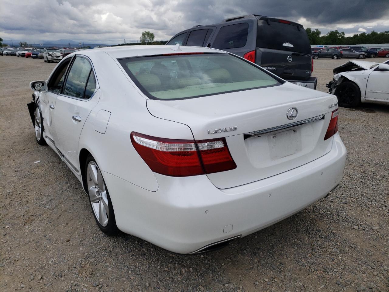 Photo 3 from auction – 2007 LEXUS LS 460 with VIN JTHBL46F575036720
