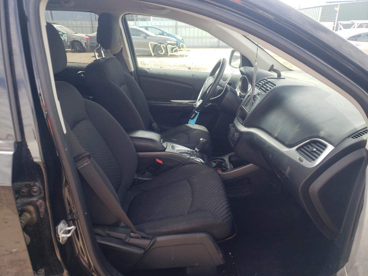 Photo 5 from auction – 2018 DODGE JOURNEY SE with VIN 3C4PDCAB7JT294215