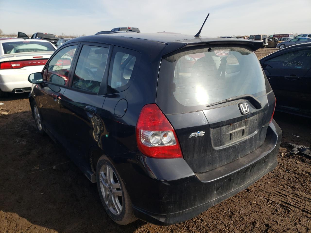 Photo 3 from auction – 2007 HONDA FIT S with VIN JHMGD38647S048112