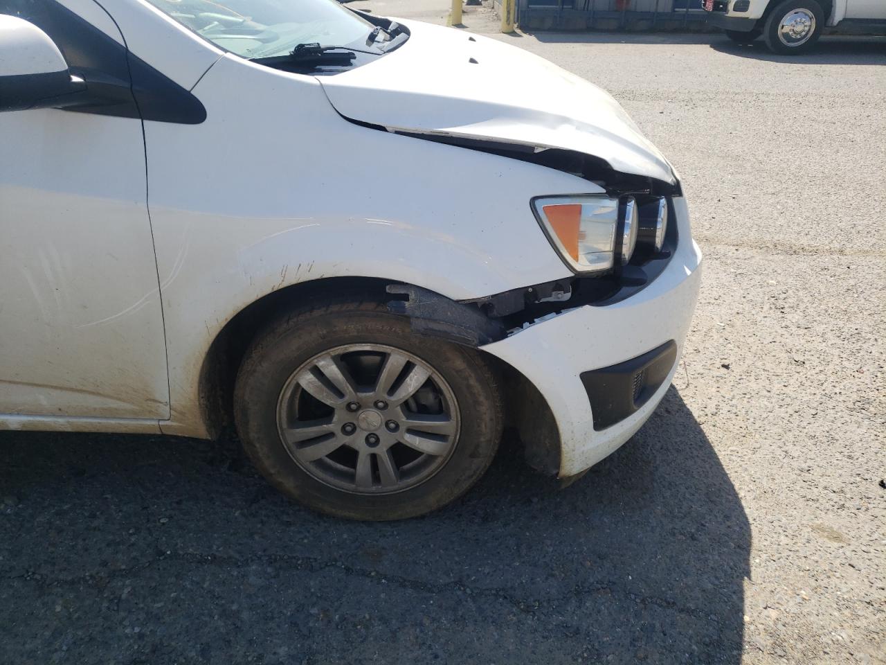 Photo 9 from auction – 2015 CHEVROLET SONIC LT with VIN 1G1JC5SH4F4136251