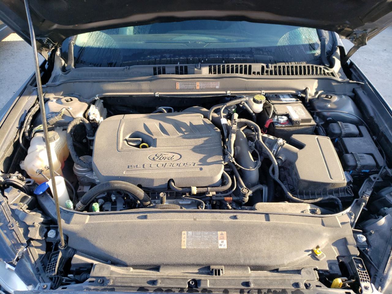 Photo 7 from auction – 2017 FORD FUSION SE with VIN 3FA6P0HD3HR332982