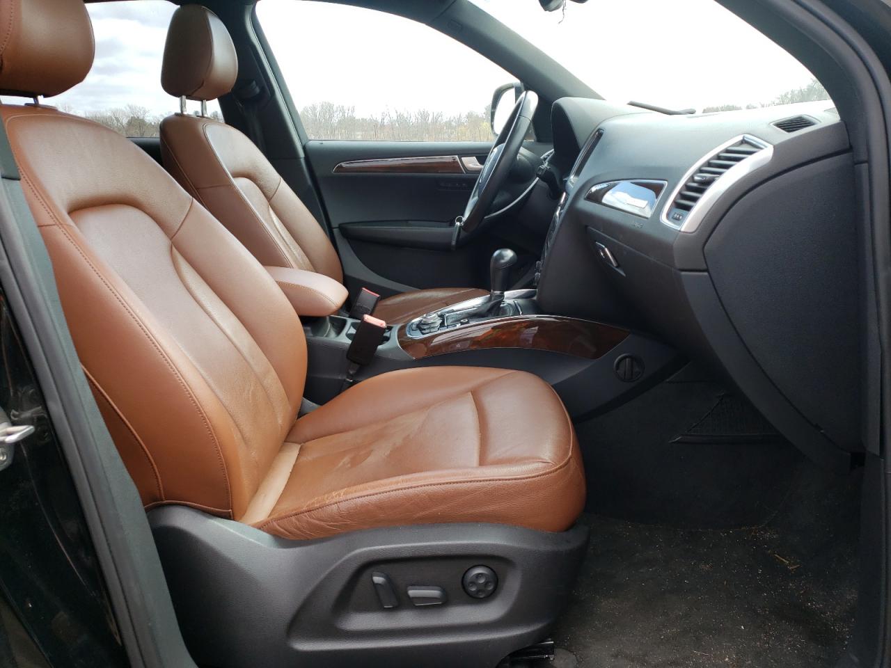 Photo 5 from auction – 2012 AUDI Q5 PREMIUM with VIN WA1LFAFP8CA135578