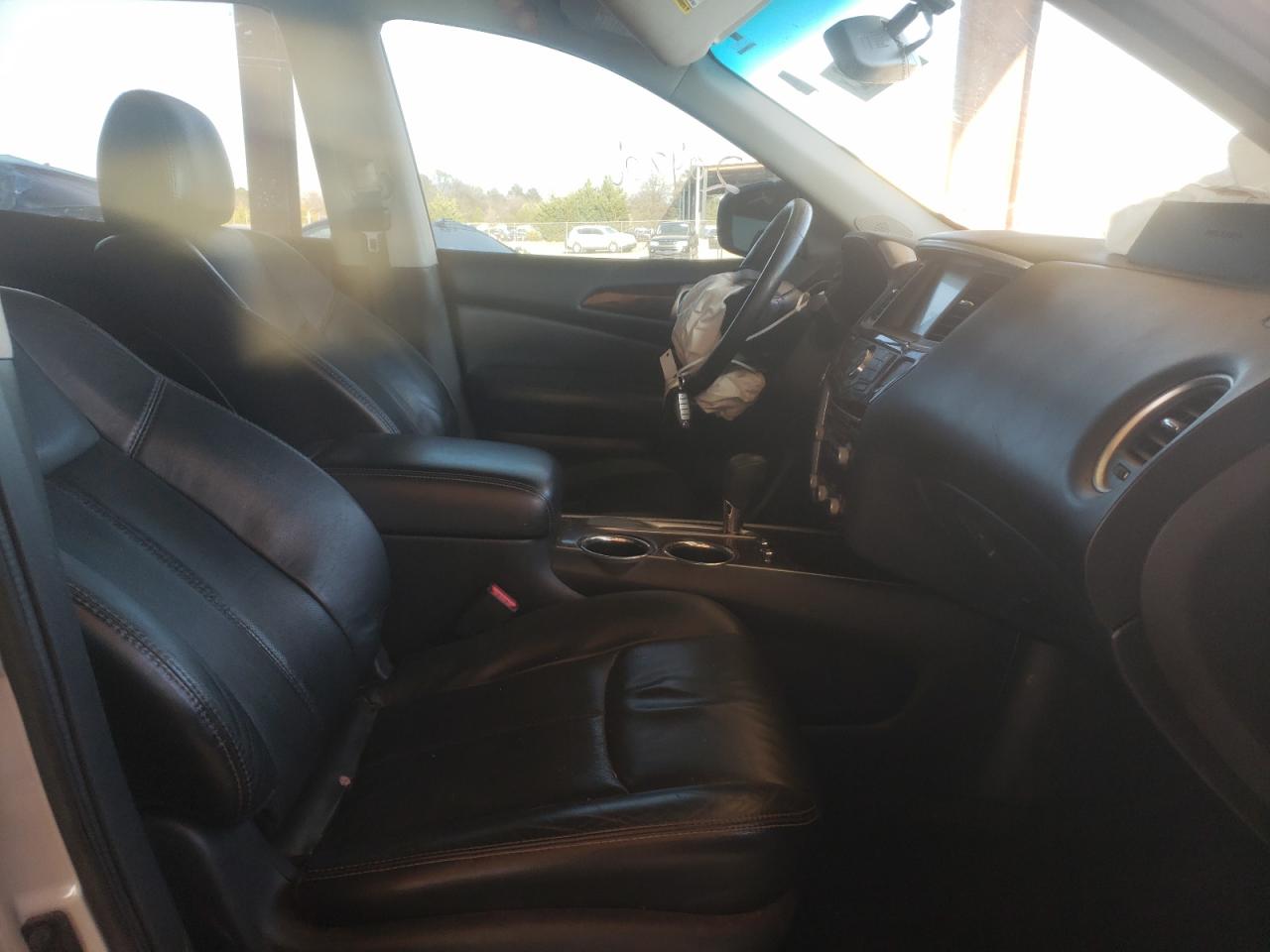 صورة رقم 5 من المزاد - 2014 NISSAN PATHFINDER مع VIN 5N1AR2MN0EC611627