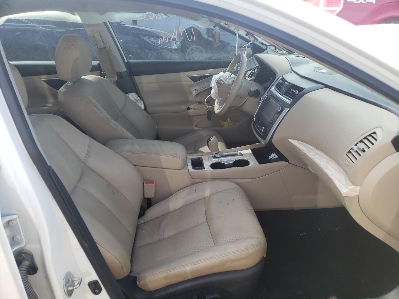 Photo 5 from auction – 2016 NISSAN ALTIMA 2.5 with VIN 1N4AL3AP6GC114334