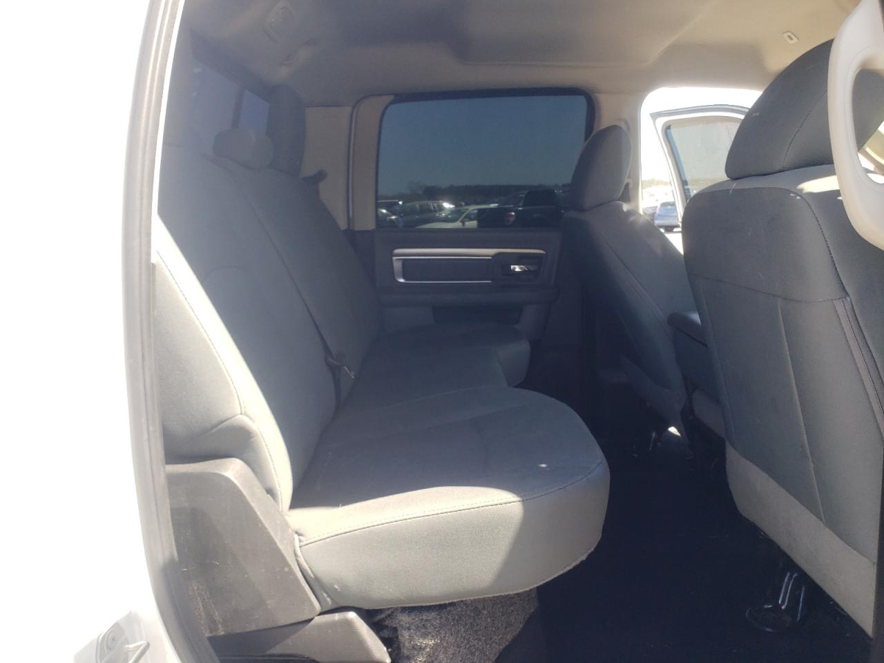 Photo 6 from auction – 2018 RAM 2500 SLT with VIN 3C6UR5DL8JG218359