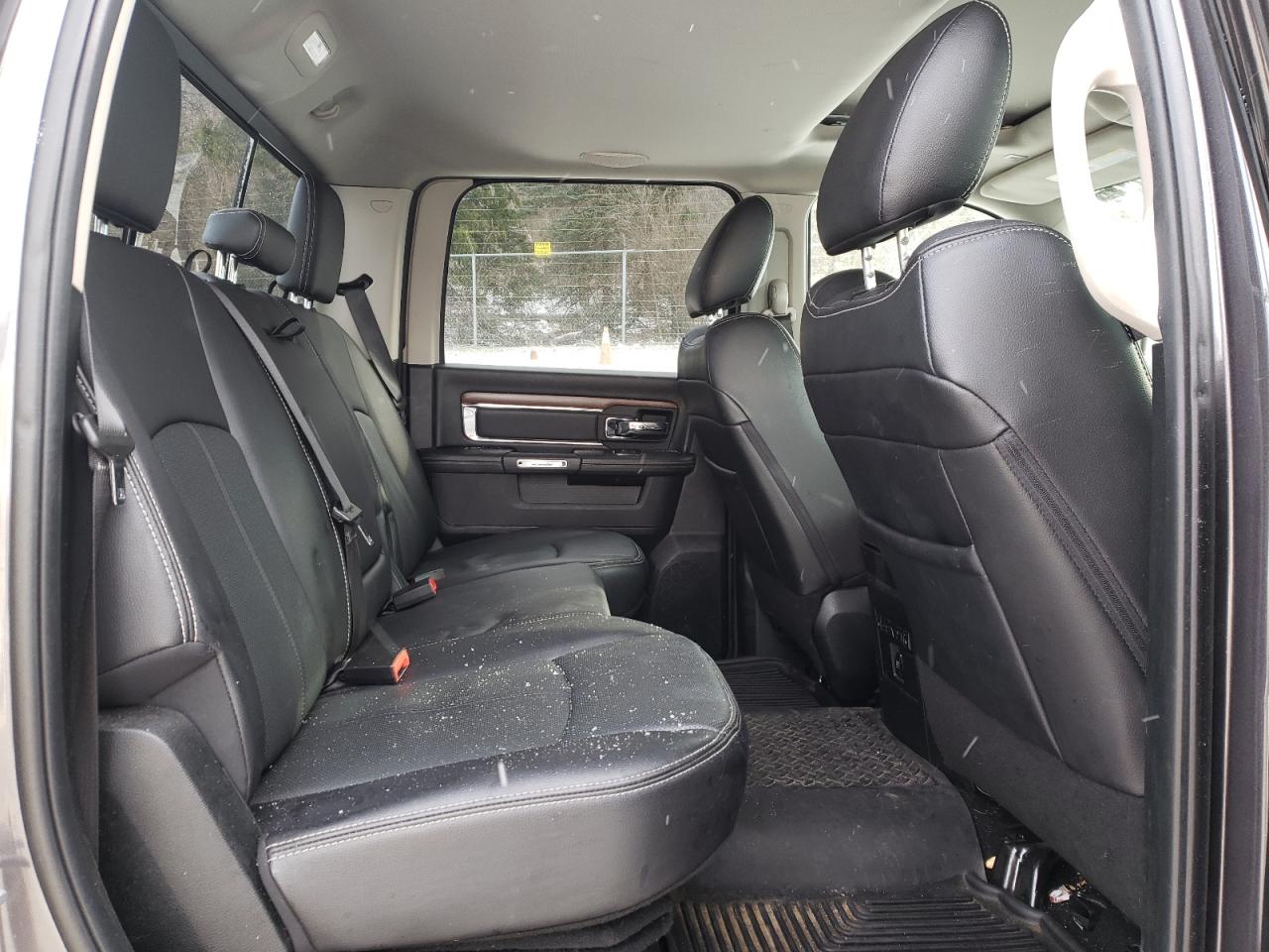 Photo 6 from auction – 2017 RAM 1500 LARAM with VIN 1C6RR7NM9HS879801