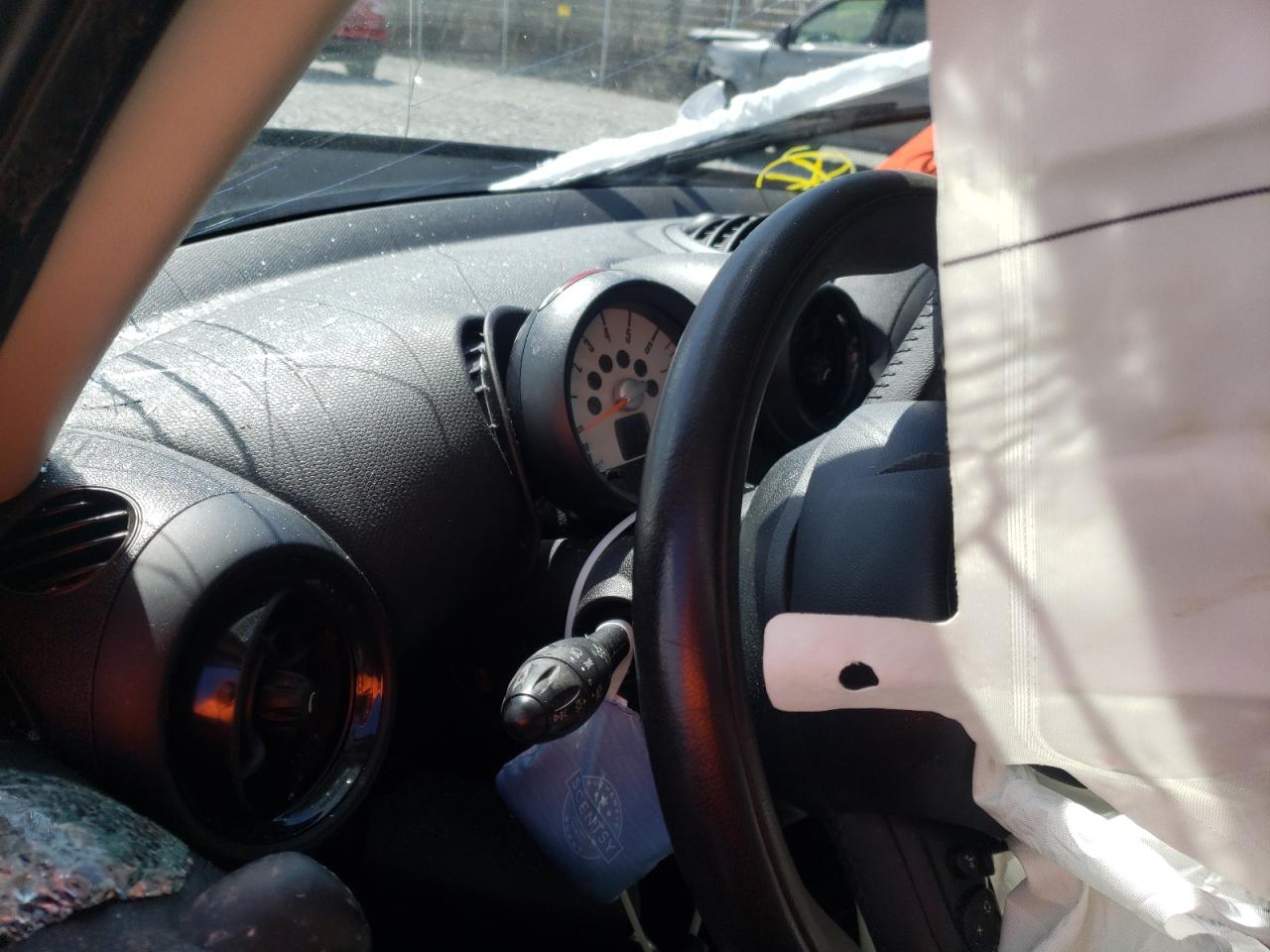 Photo 8 from auction – 2013 MINI COOPER S C with VIN WMWZC3C50DWP51512
