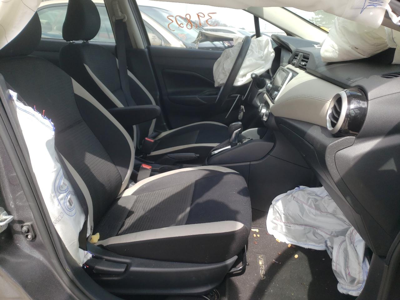 Photo 5 from auction – 2020 NISSAN VERSA SV with VIN 3N1CN8EV2LL841460