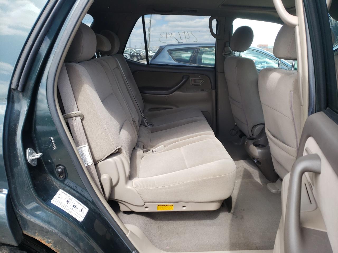 Photo 6 from auction – 2006 TOYOTA SEQUOIA SR with VIN 5TDBT44A16S262707