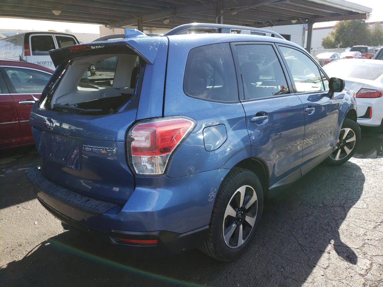 Photo 4 from auction – 2018 SUBARU FORESTER 2 with VIN JF2SJAEC4JH413154