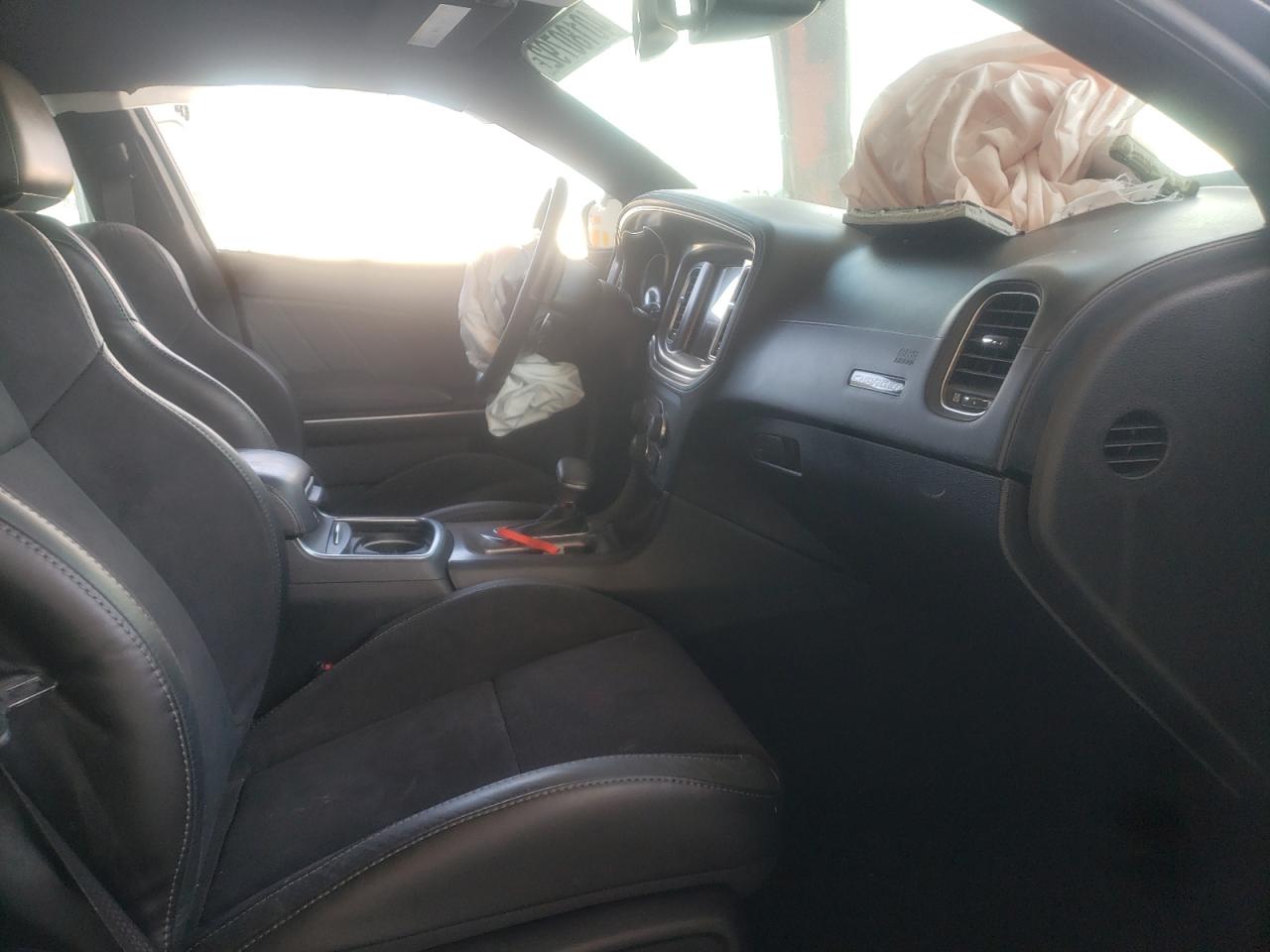 Photo 5 from auction – 2019 DODGE CHARGER SC with VIN 2C3CDXGJ8KH565690