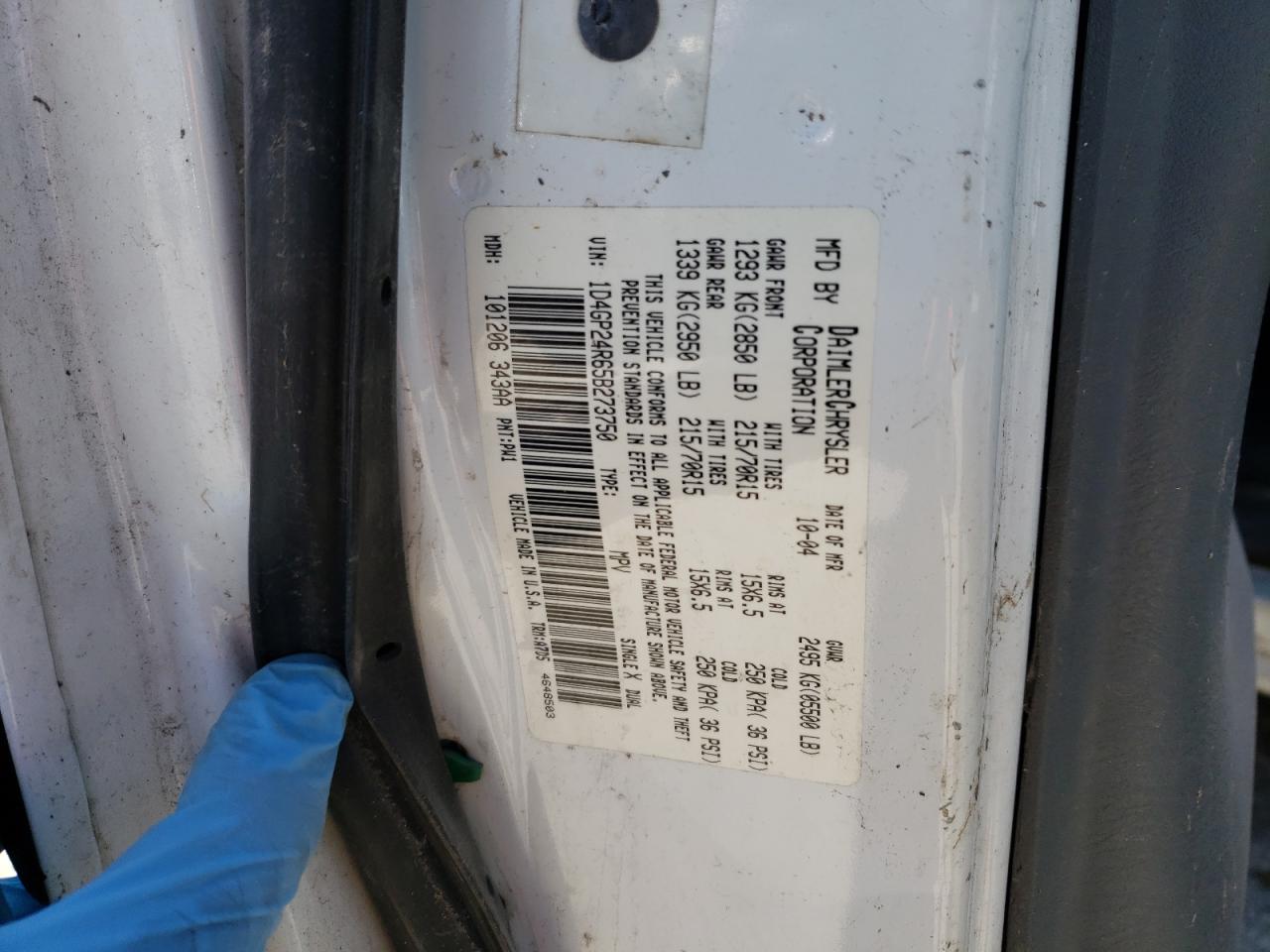 Photo 10 from auction – 2005 DODGE CARAVAN with VIN 1D4GP24R65B273750