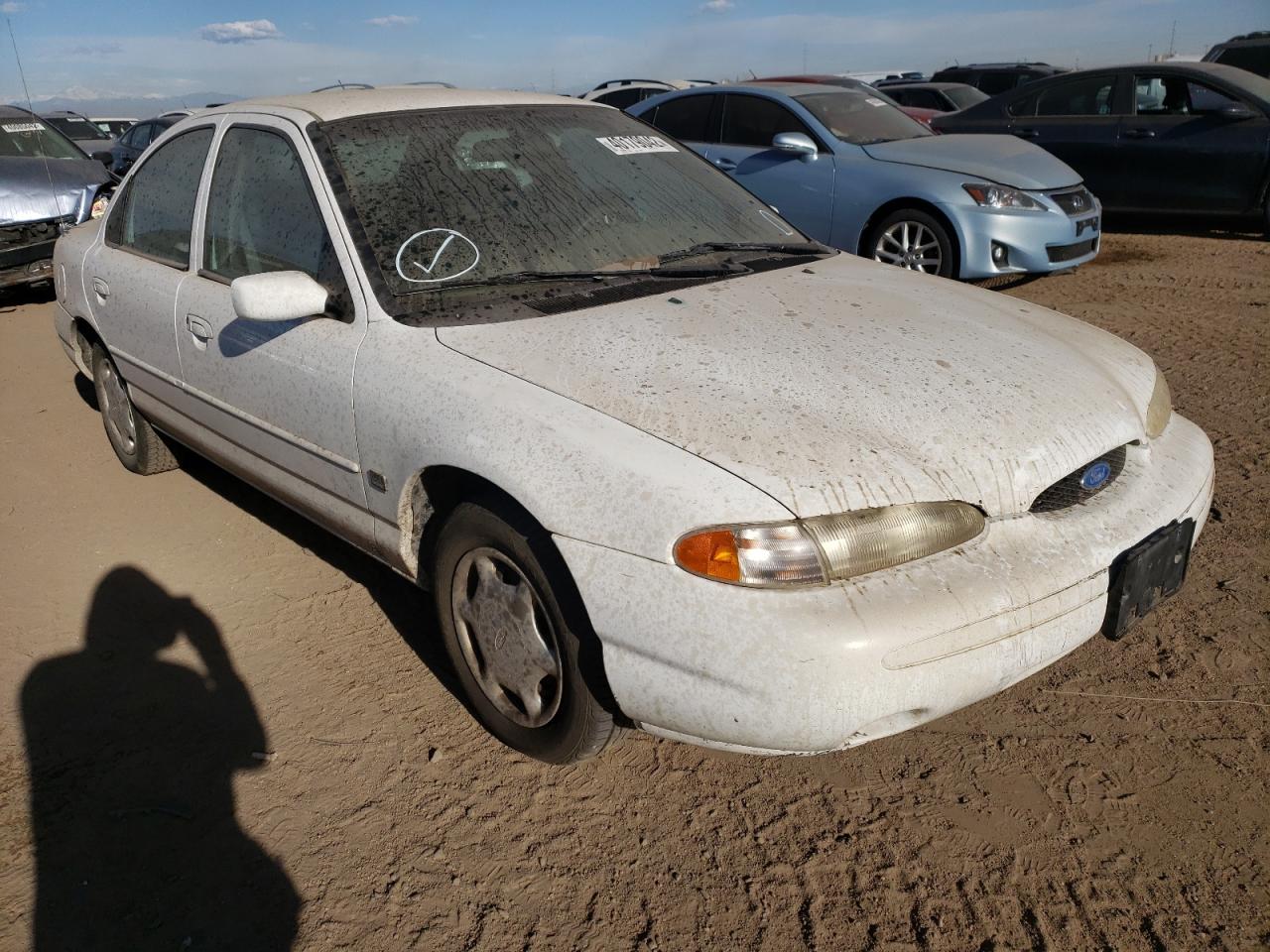 FORD CONTOUR LX 1996 with VIN 1FALP66L1TK153286 - Photo from auction