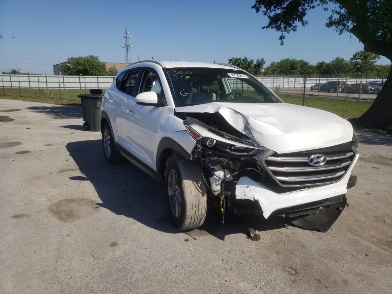 HYUNDAI TUCSON LIM 2016 with VIN KM8J33A41GU160143 - Photo from auction