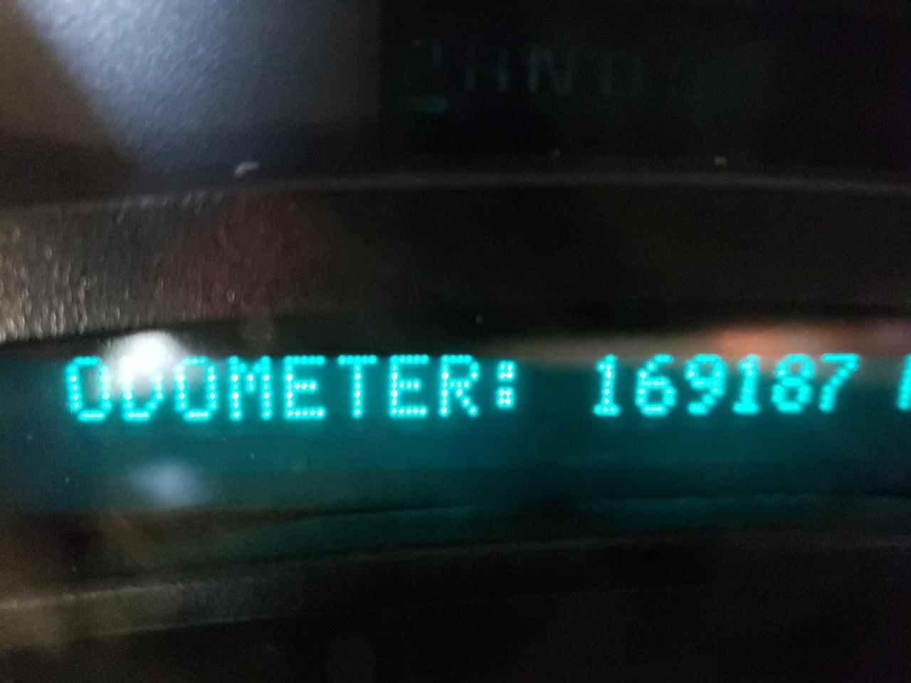 Photo 8 from auction – 2005 CHEVROLET 2500 with VIN 1GCHK23295F970374