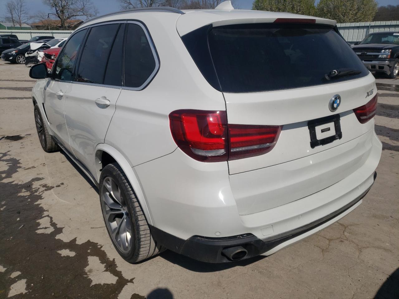 Photo 3 from auction – 2015 BMW X5 SDRIVE3 with VIN 5UXKR2C56F0H38445