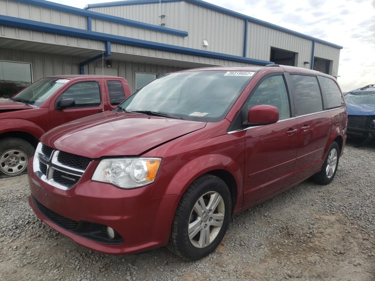 Photo 2 from auction – 2011 DODGE GRAND CARA with VIN 2D4RN5DG2BR742618