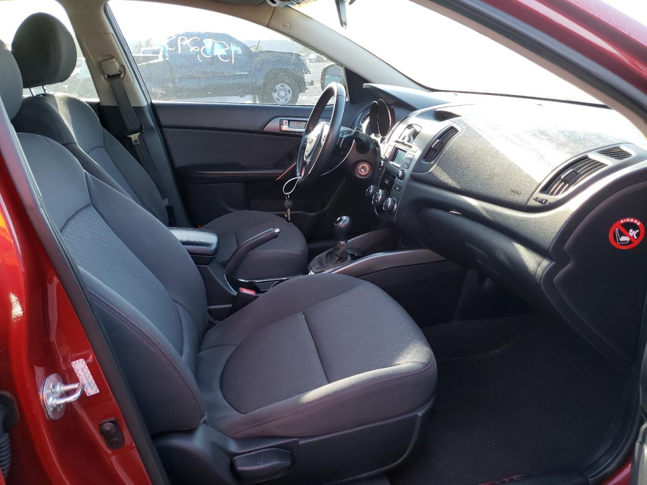 Photo 5 from auction – 2012 KIA FORTE SX with VIN KNAFW4A30C5557438
