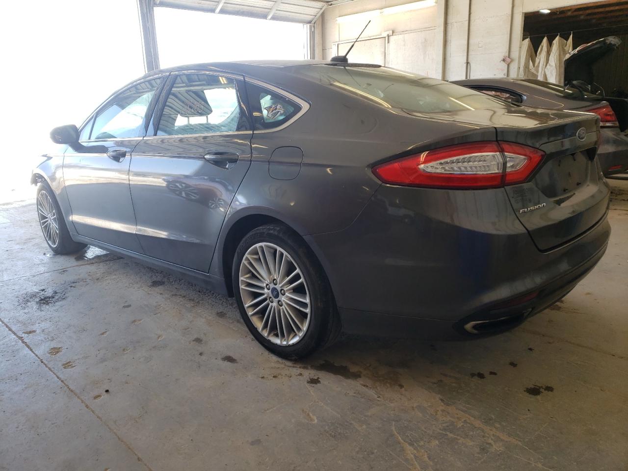 Photo 3 from auction – 2016 FORD FUSION SE with VIN 3FA6P0H92GR154900