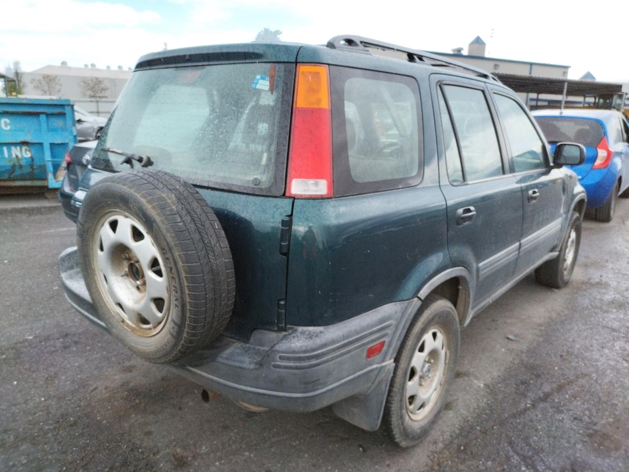 Photo 4 from auction – 1998 HONDA CR-V LX with VIN JHLRD2845WC005218