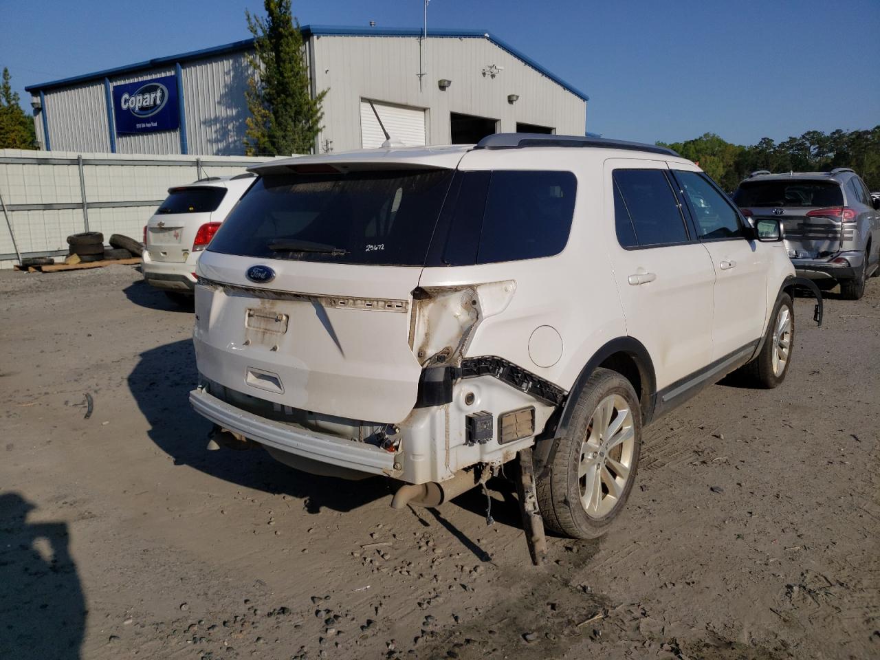 Photo 4 from auction – 2019 FORD EXPLORER X with VIN 1FM5K7D80KGB19486