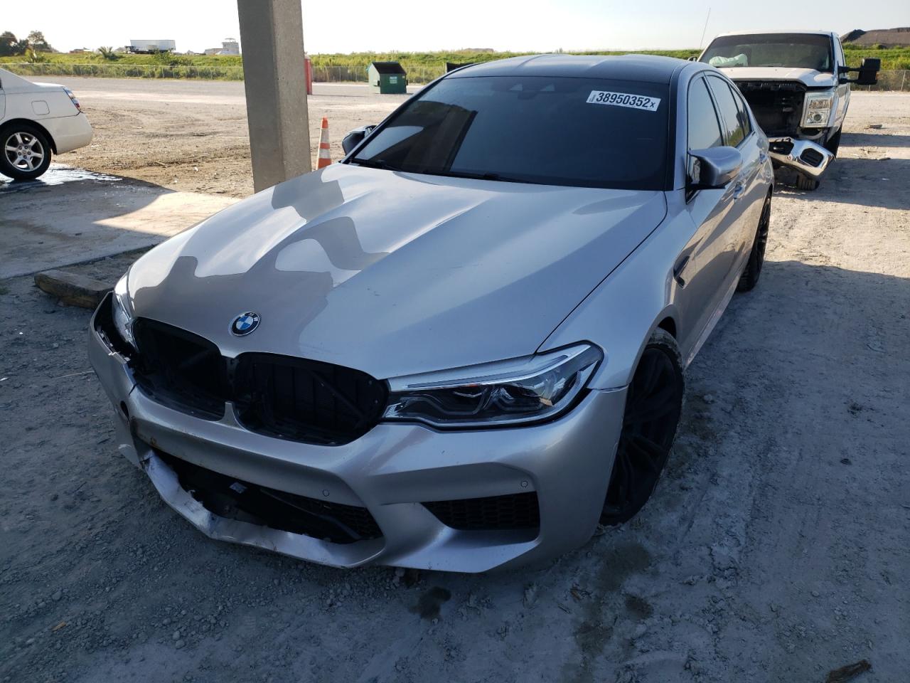 Photo 2 from auction – 2019 BMW M5 with VIN WBSJF0C57KB448150
