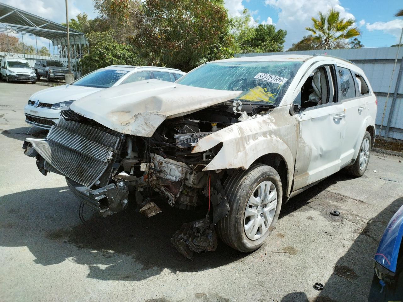 Photo 2 from auction – 2019 DODGE JOURNEY SE with VIN 3C4PDCAB8KT856785